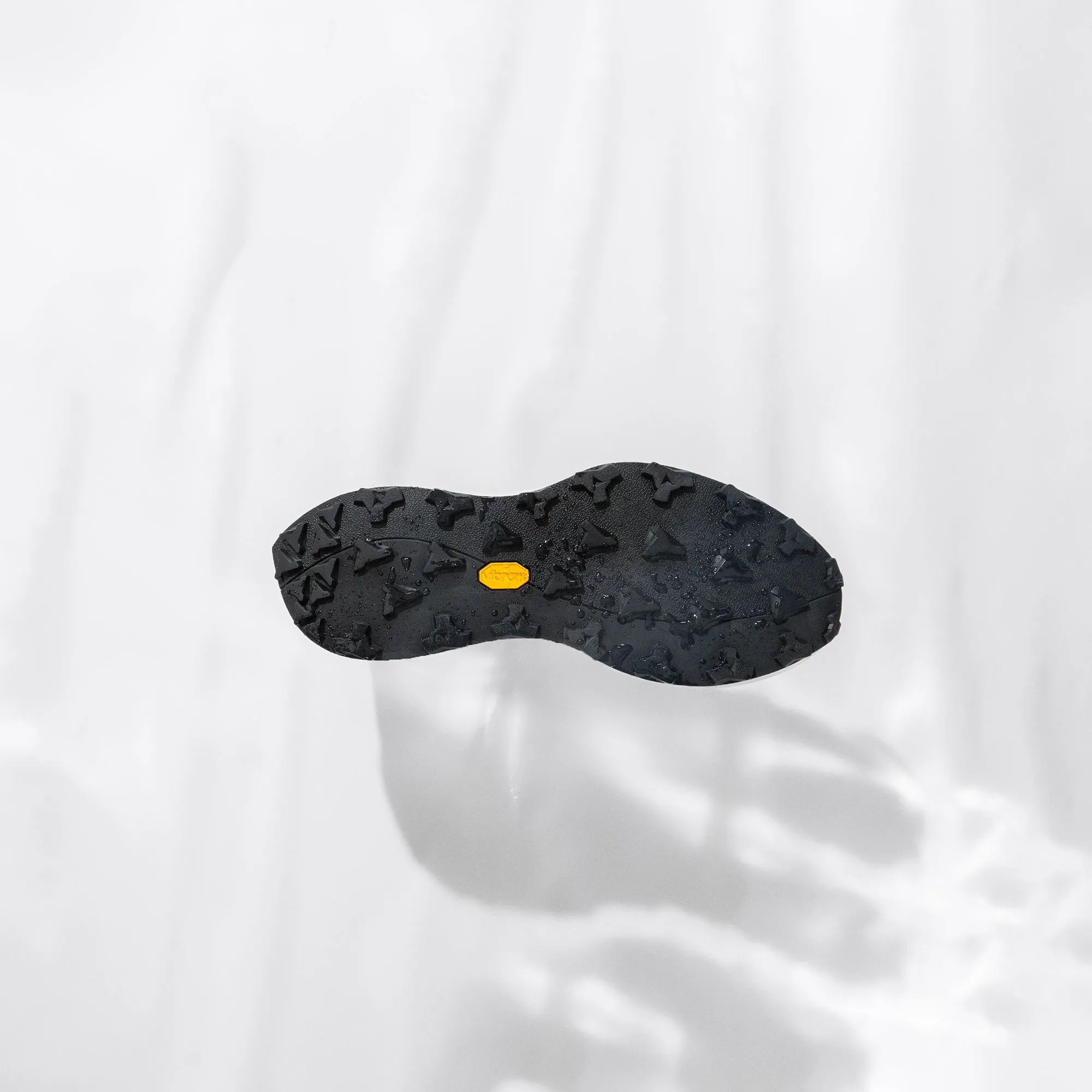 Alpine Hiker Carbon Black