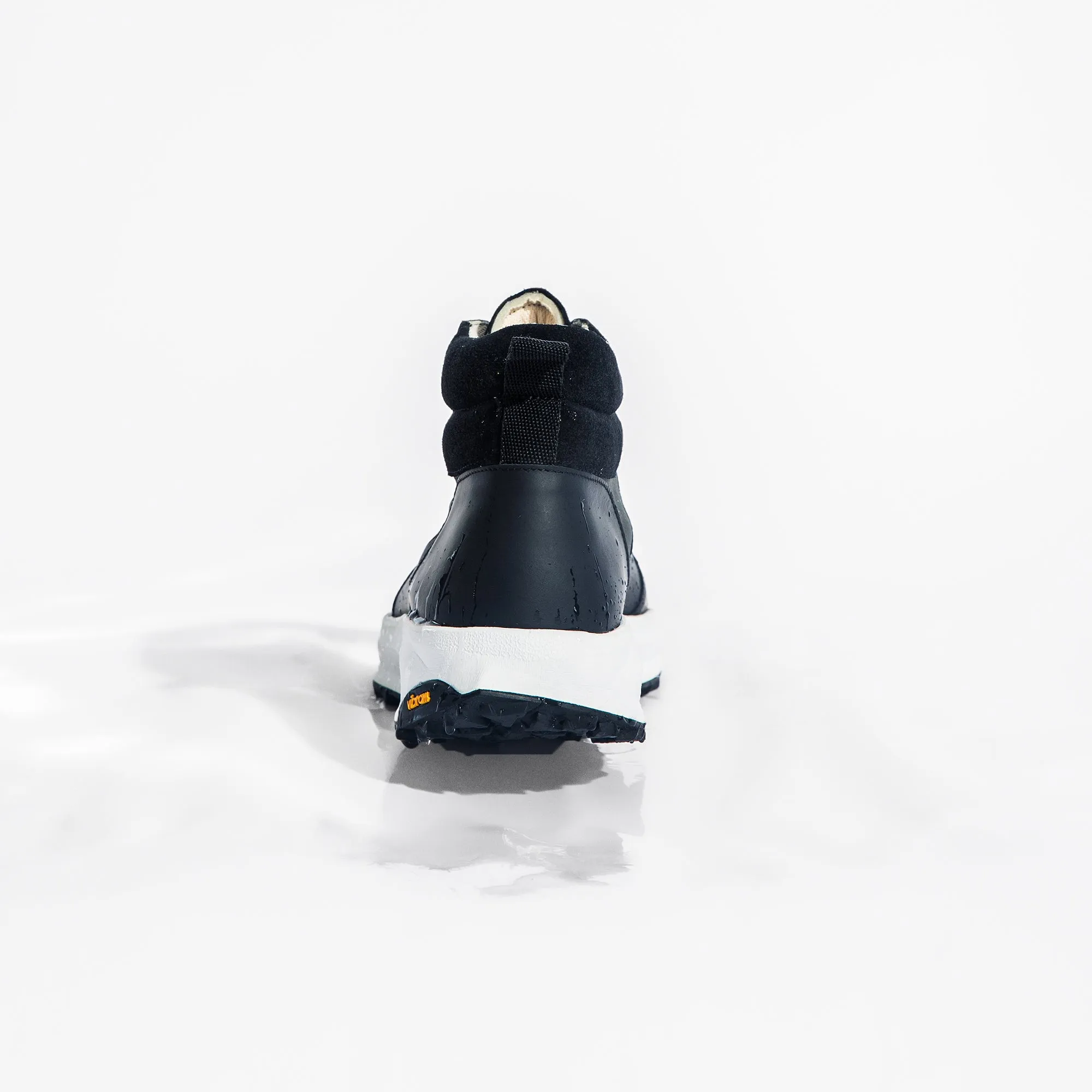 Alpine Hiker Carbon Black