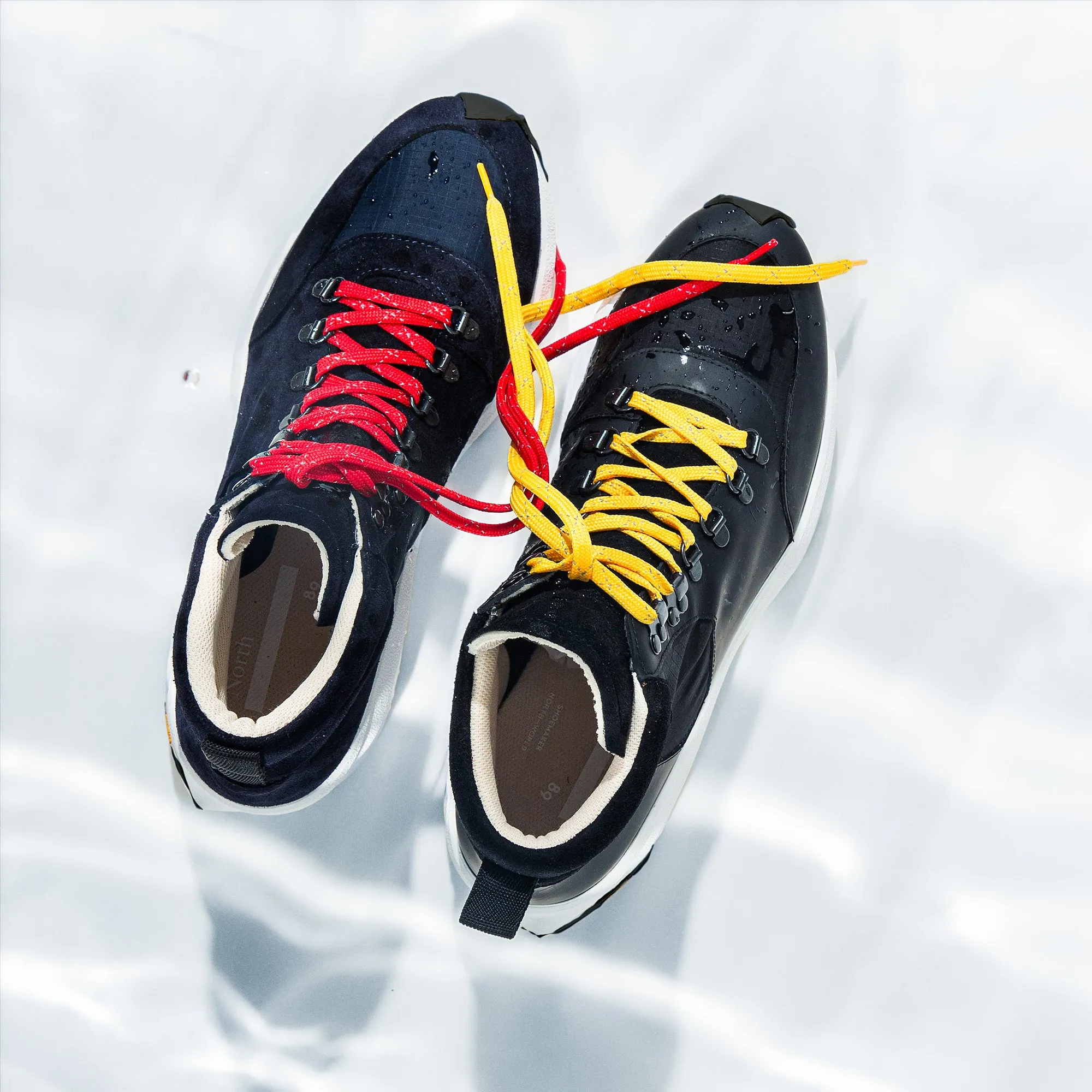Alpine Hiker Carbon Black