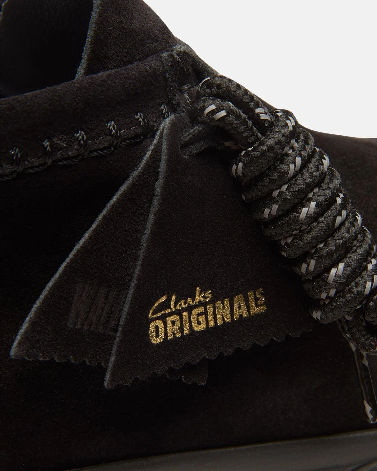 CLARKS ORIGINALS MENS WALLABEE EDEN BOOTS BLACK SUEDE