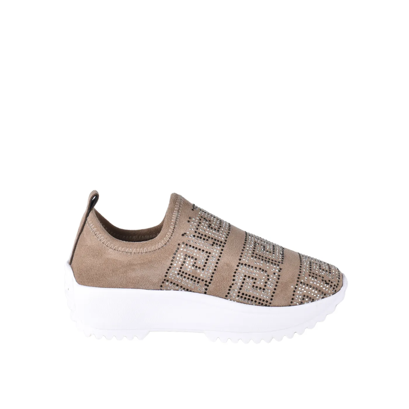 Fashionable Sneaker with Trims
