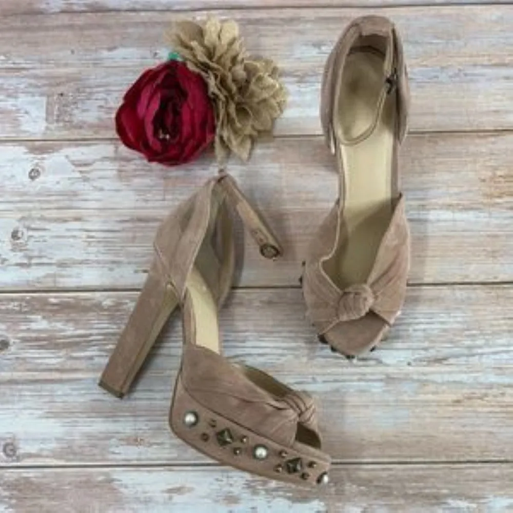 GUESS Tan Leather Kenzie Studded Platform Sandals 8