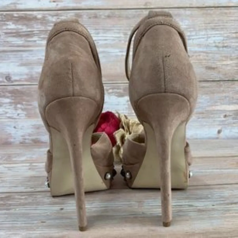 GUESS Tan Leather Kenzie Studded Platform Sandals 8