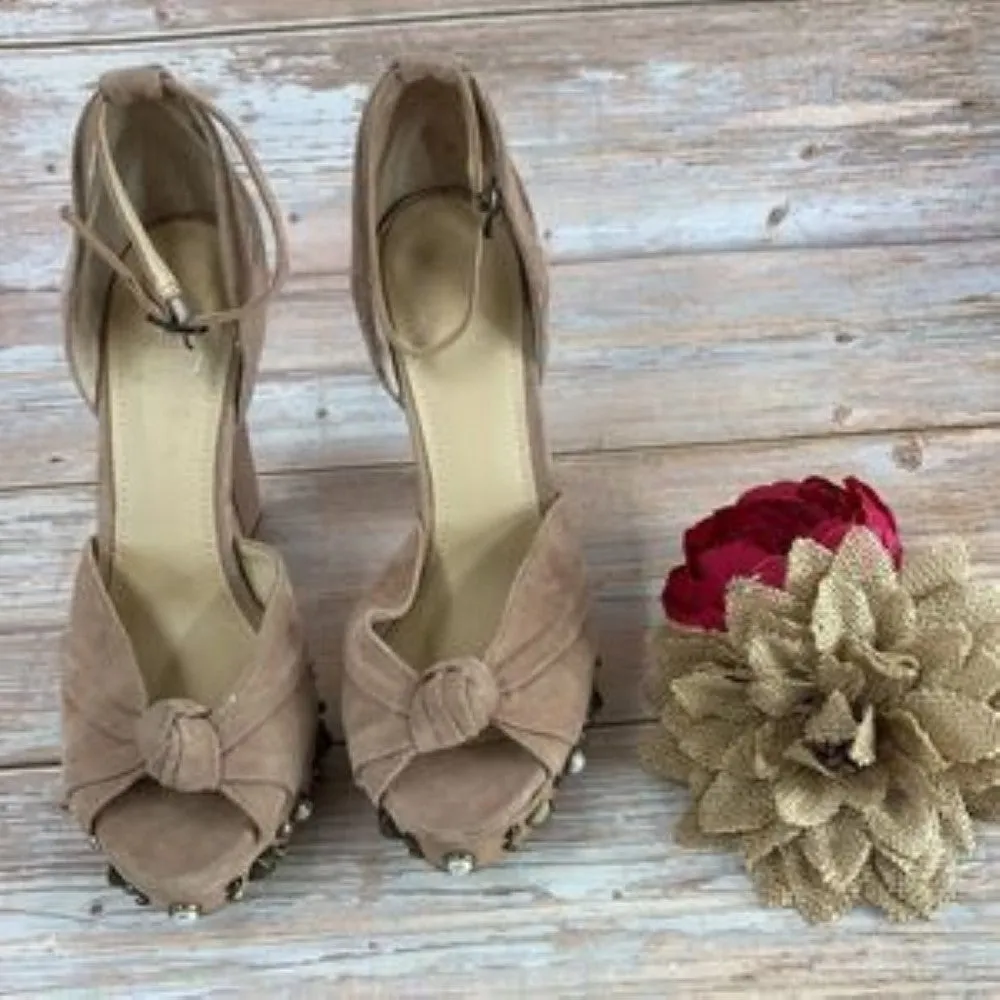 GUESS Tan Leather Kenzie Studded Platform Sandals 8