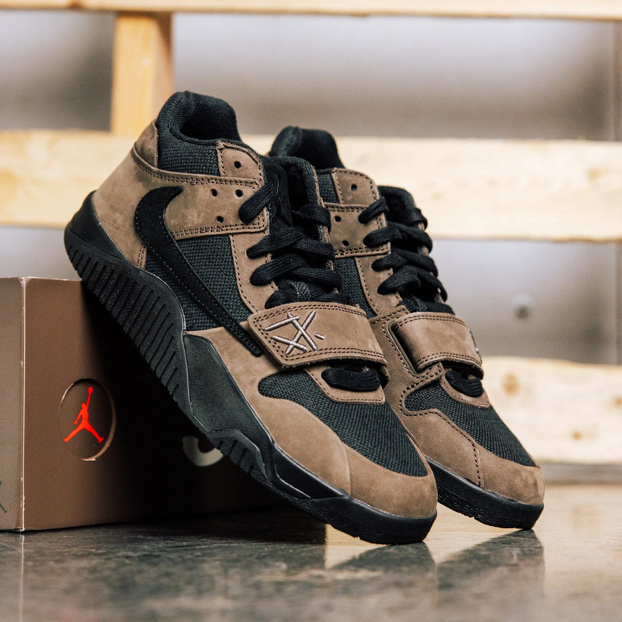 Jordan Jumpman Jack TR Travis Scott Dark Mocha