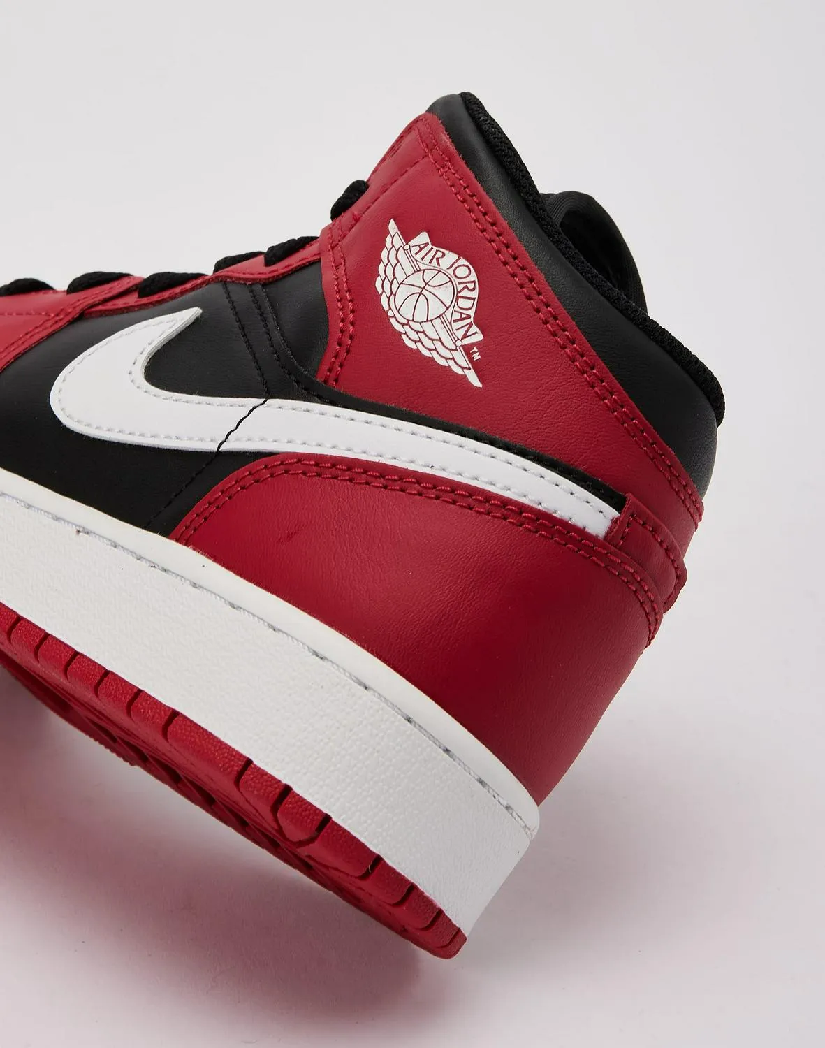 Kids Nike Air Jordan 1 Mid GS Red Black White DQ8423-061 Sneaker Shoe Trainer