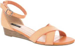 Masseys Brooklyn Women's Sandal, 7.5 B(M) US, Cantaloupe