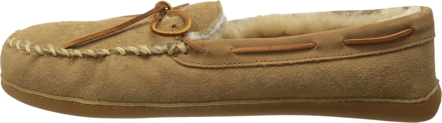 Minnetonka Men's Sheepskin Hardsole Moccasin