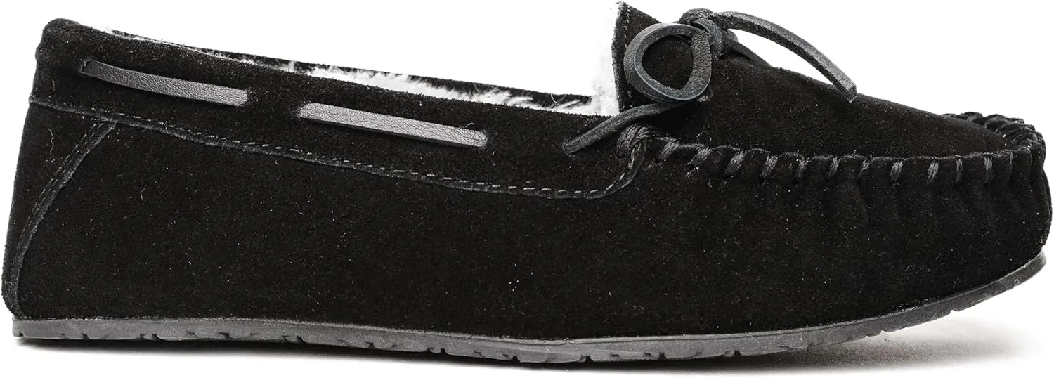 Minnetonka Women's Comfy Moccasin