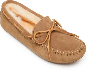 Minnetonka Women's Sheepskin Soft Leather Sole Leather Sole Moccasin, Tan, 8 W