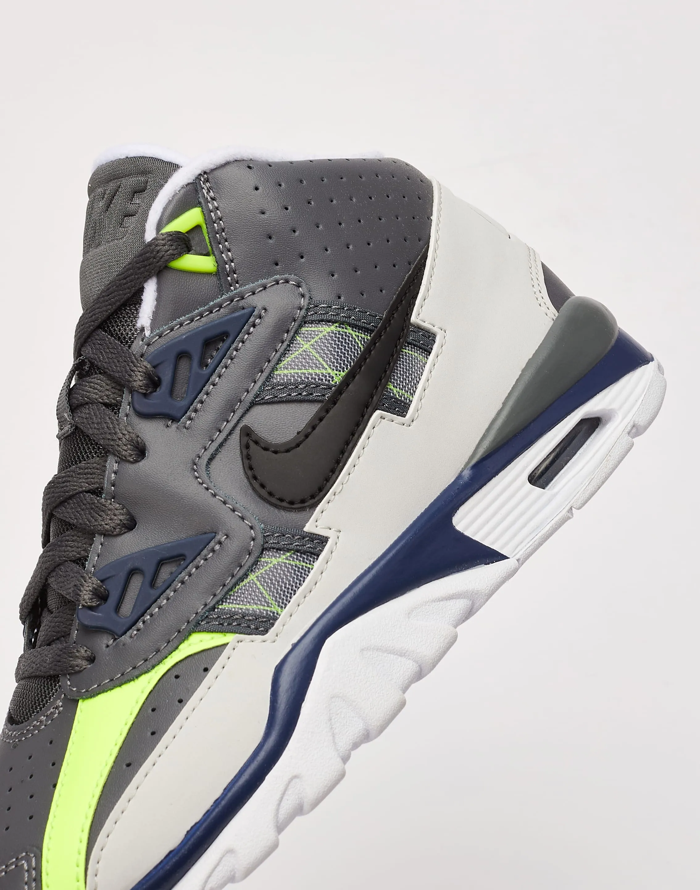 Nike Air Trainer SC Grade-School