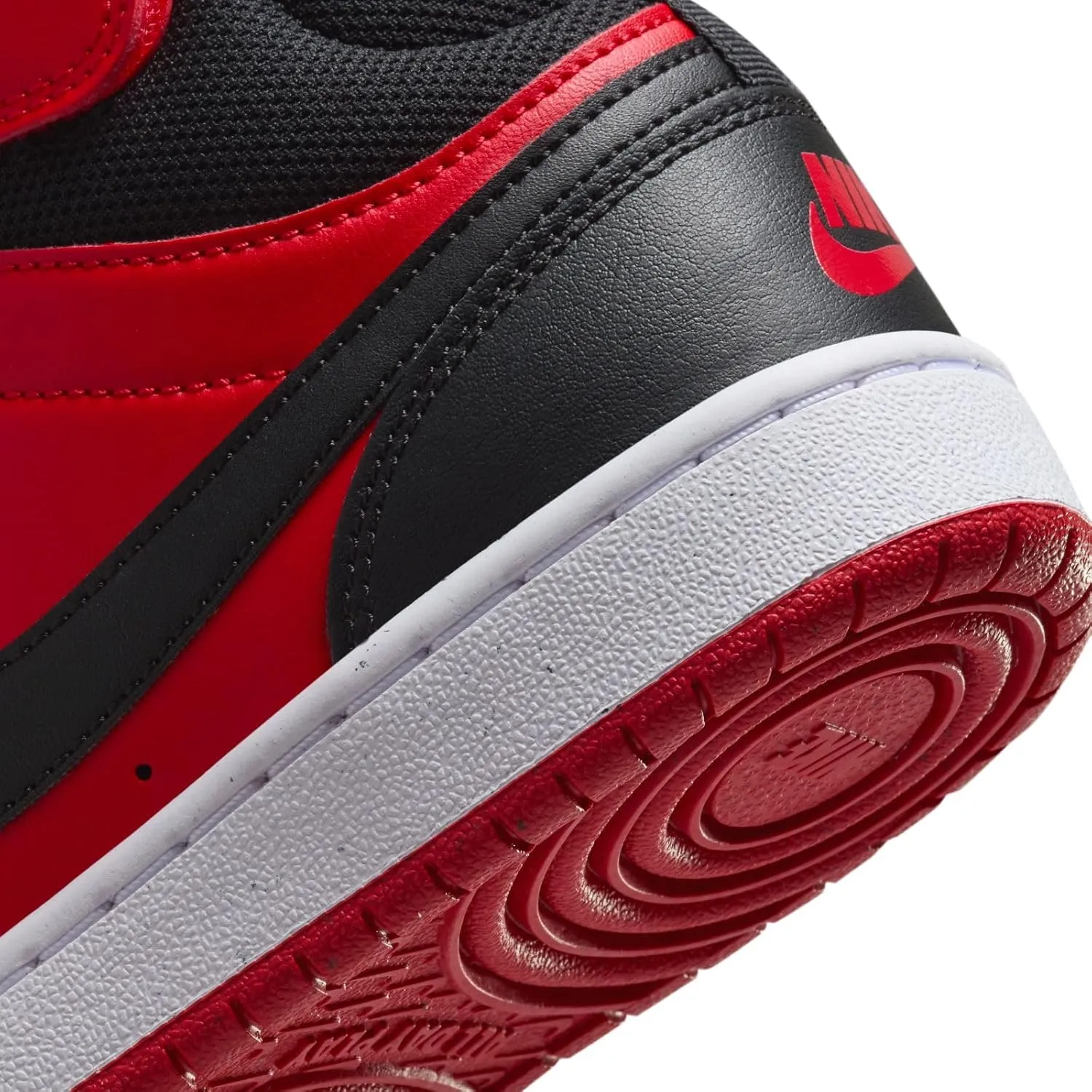 NIKE Boy's Sneaker