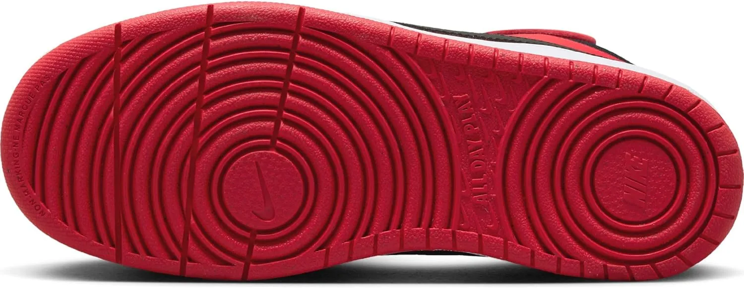 NIKE Boy's Sneaker