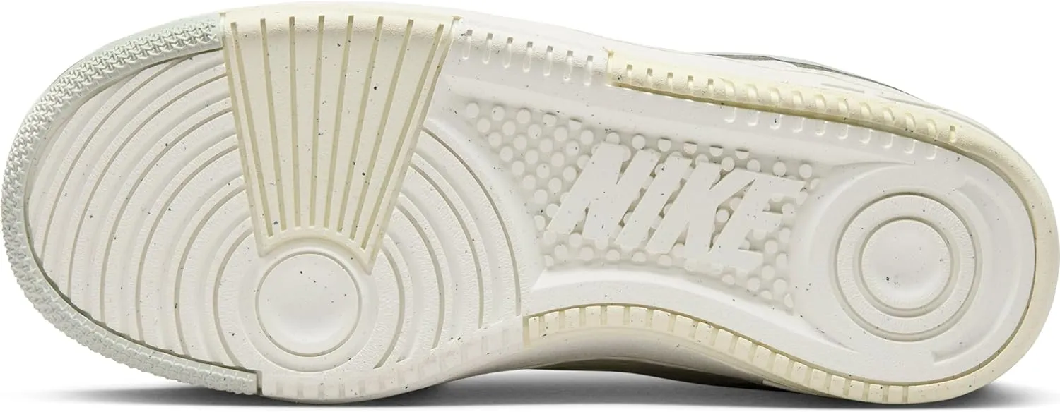 Nike Men's Sneaker