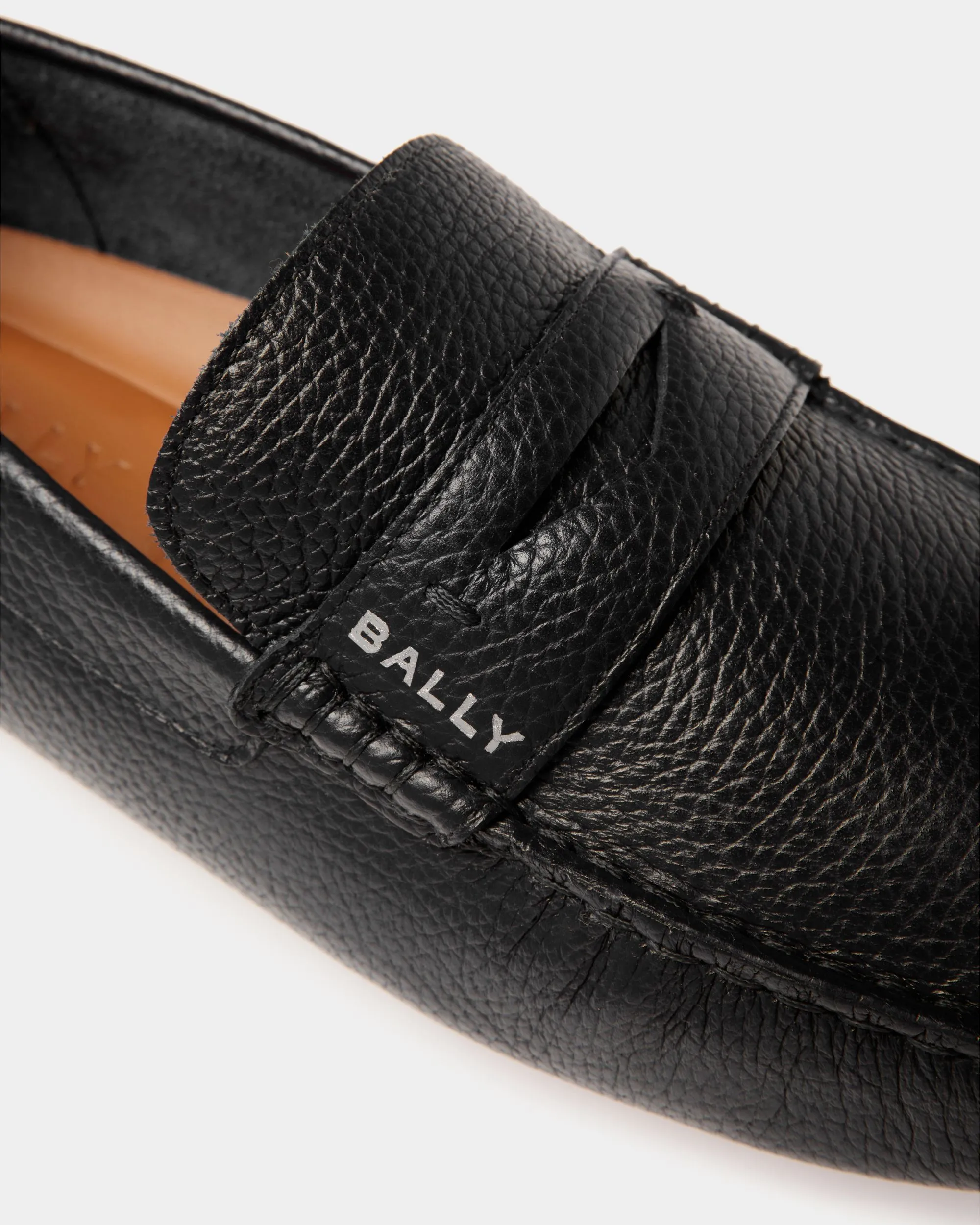 Pilot Driver In Black Grained Leather