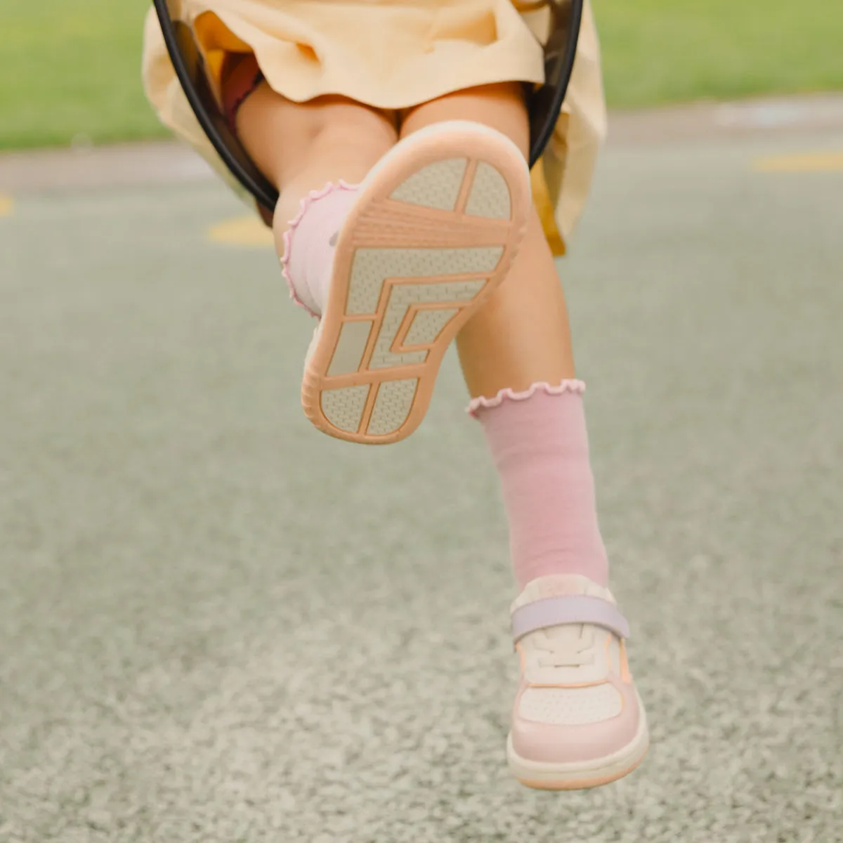 Pretty Brave Playground Trainer - Blush Combo