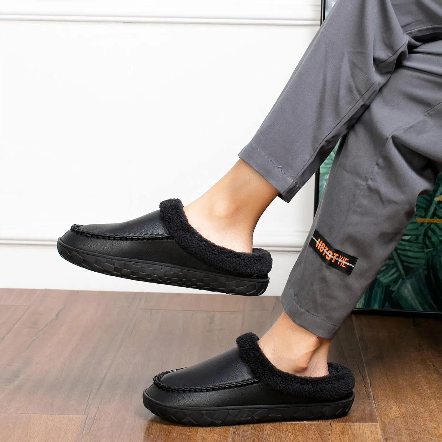 Ranberone Men's Slippers Microsuede Upper Moccasin House Shoes with Fuzzy Plush Lining Indoor and Outdoor