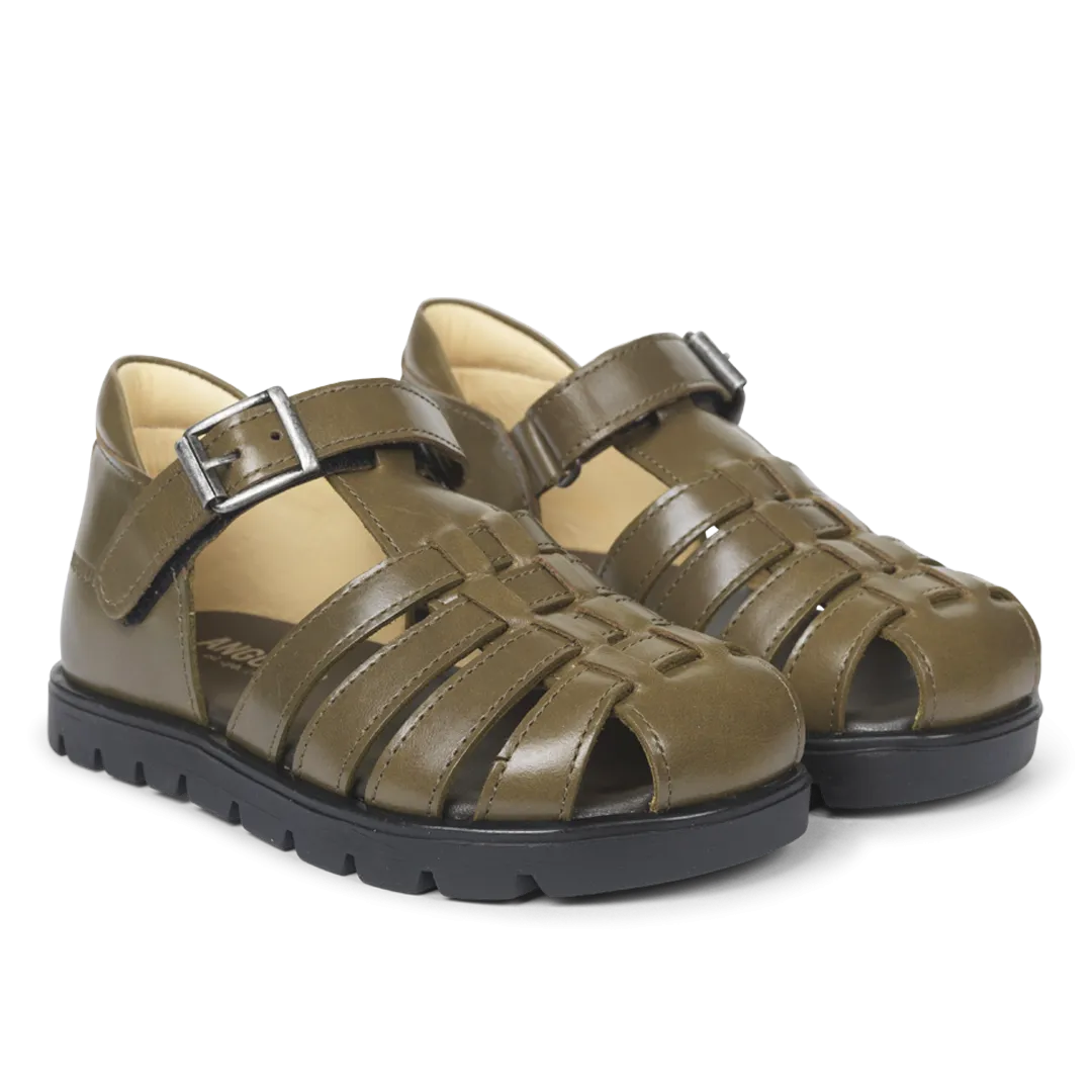 Sandal with adjustable velcro closure