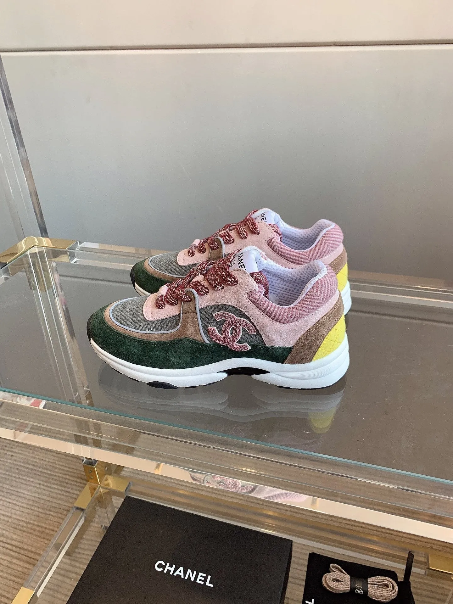 Sneaker 145635 Multicolor In Durable materials Suede Artistic flair CHANEL