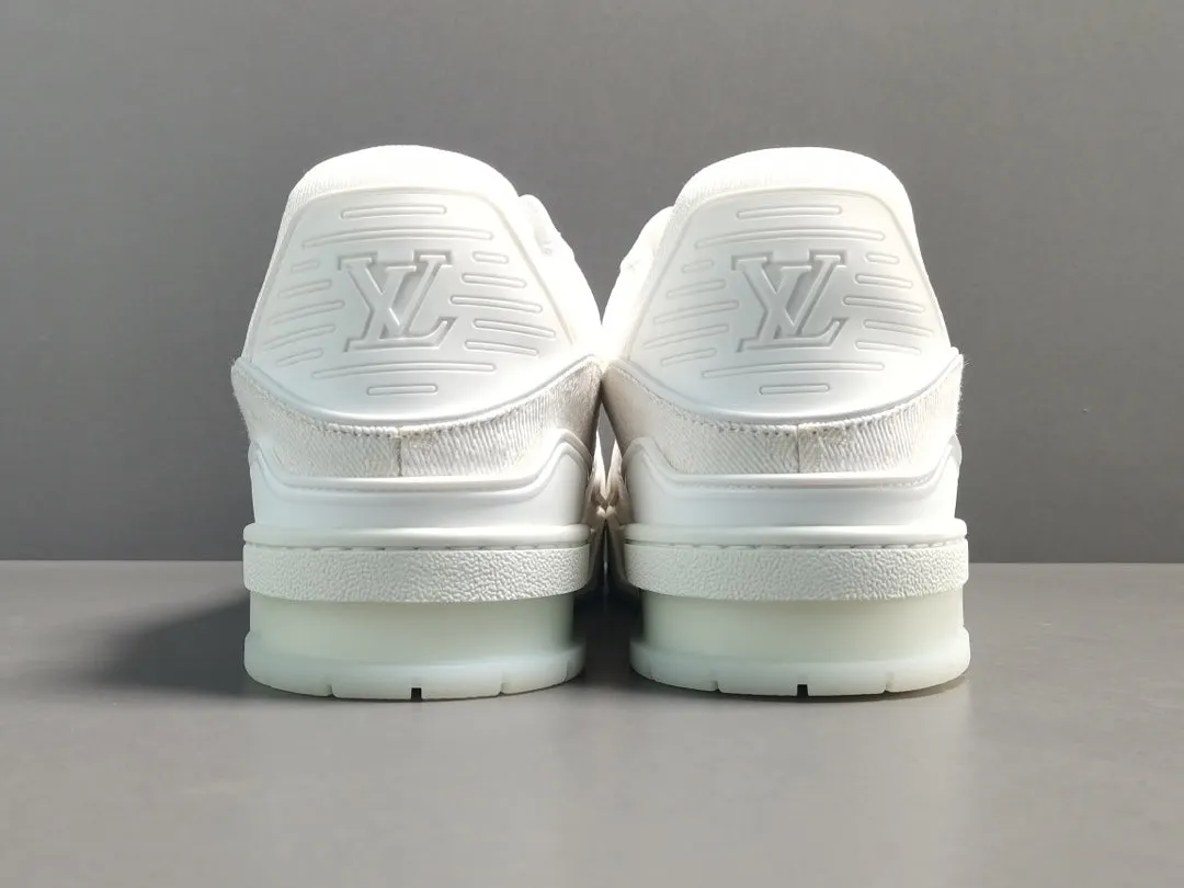 SNEAKER Limited-stock sale VUITTON LOUIS LV TRAINER Running out fast