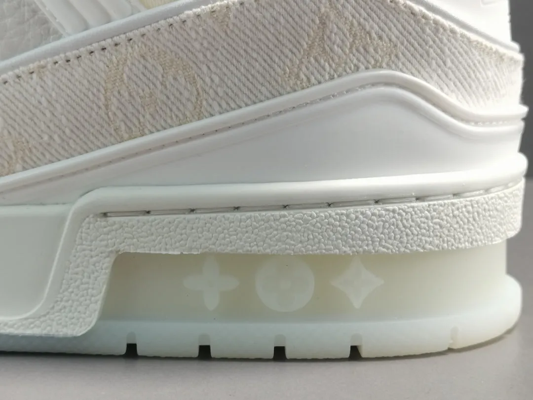 SNEAKER Limited-stock sale VUITTON LOUIS LV TRAINER Running out fast