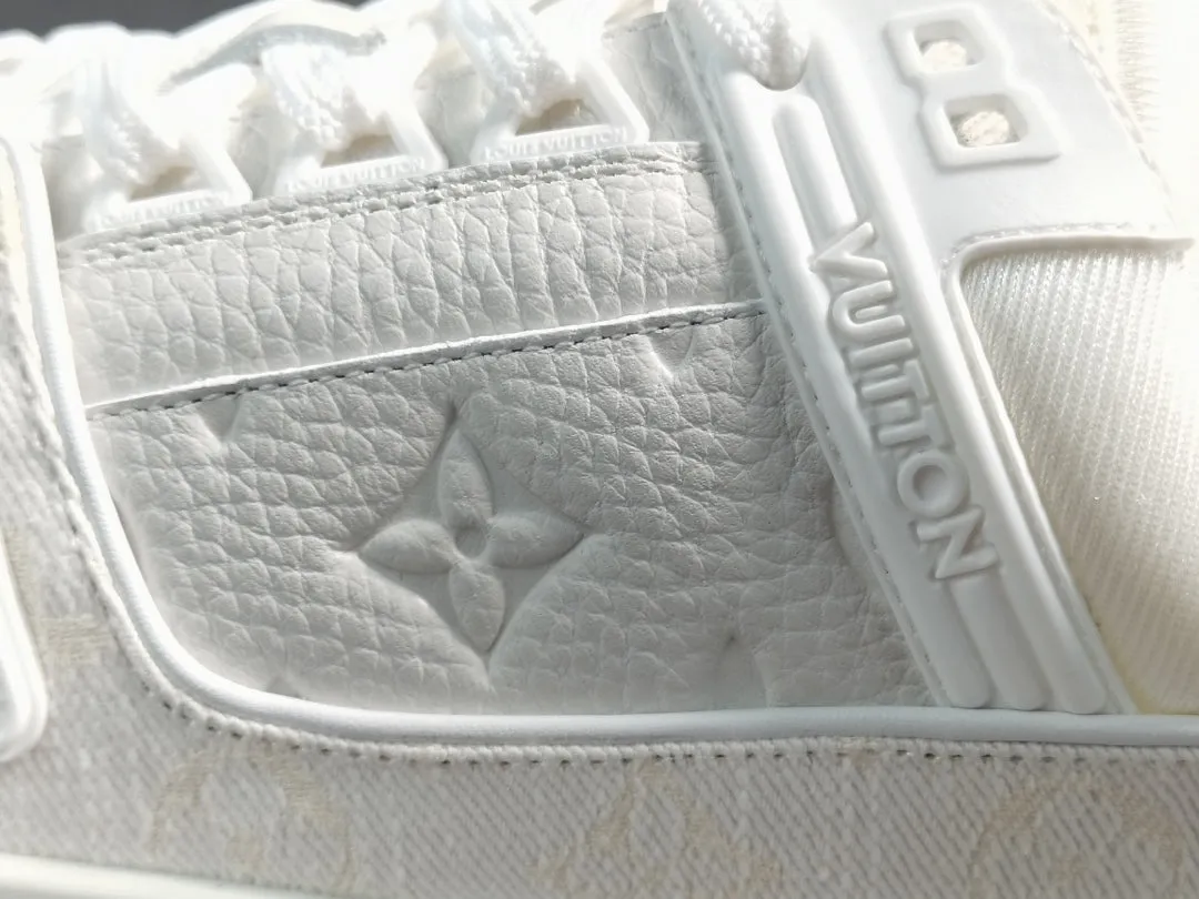 SNEAKER Limited-stock sale VUITTON LOUIS LV TRAINER Running out fast