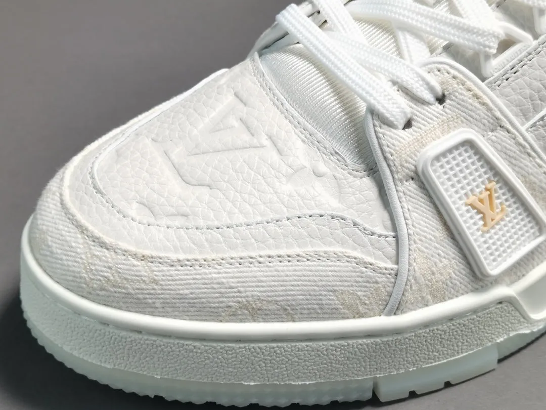 SNEAKER Limited-stock sale VUITTON LOUIS LV TRAINER Running out fast