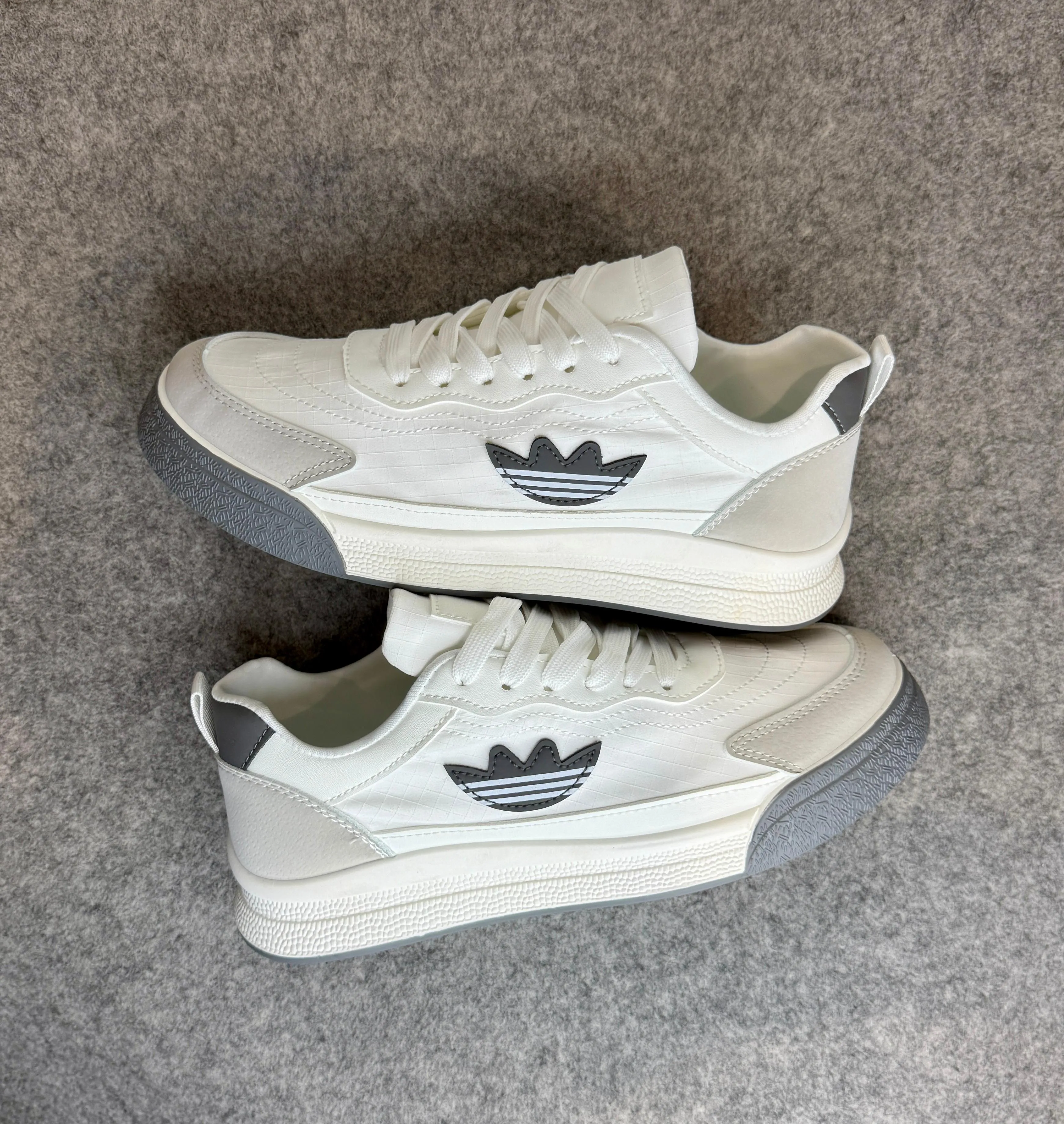 Sneakers flower patent