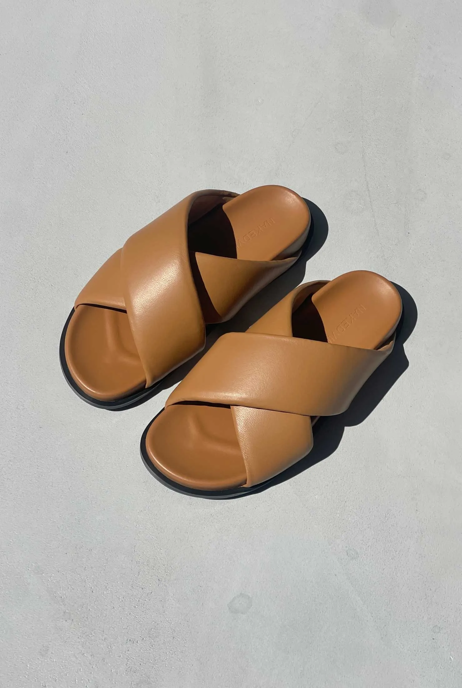THE BODE TAN SLIDE