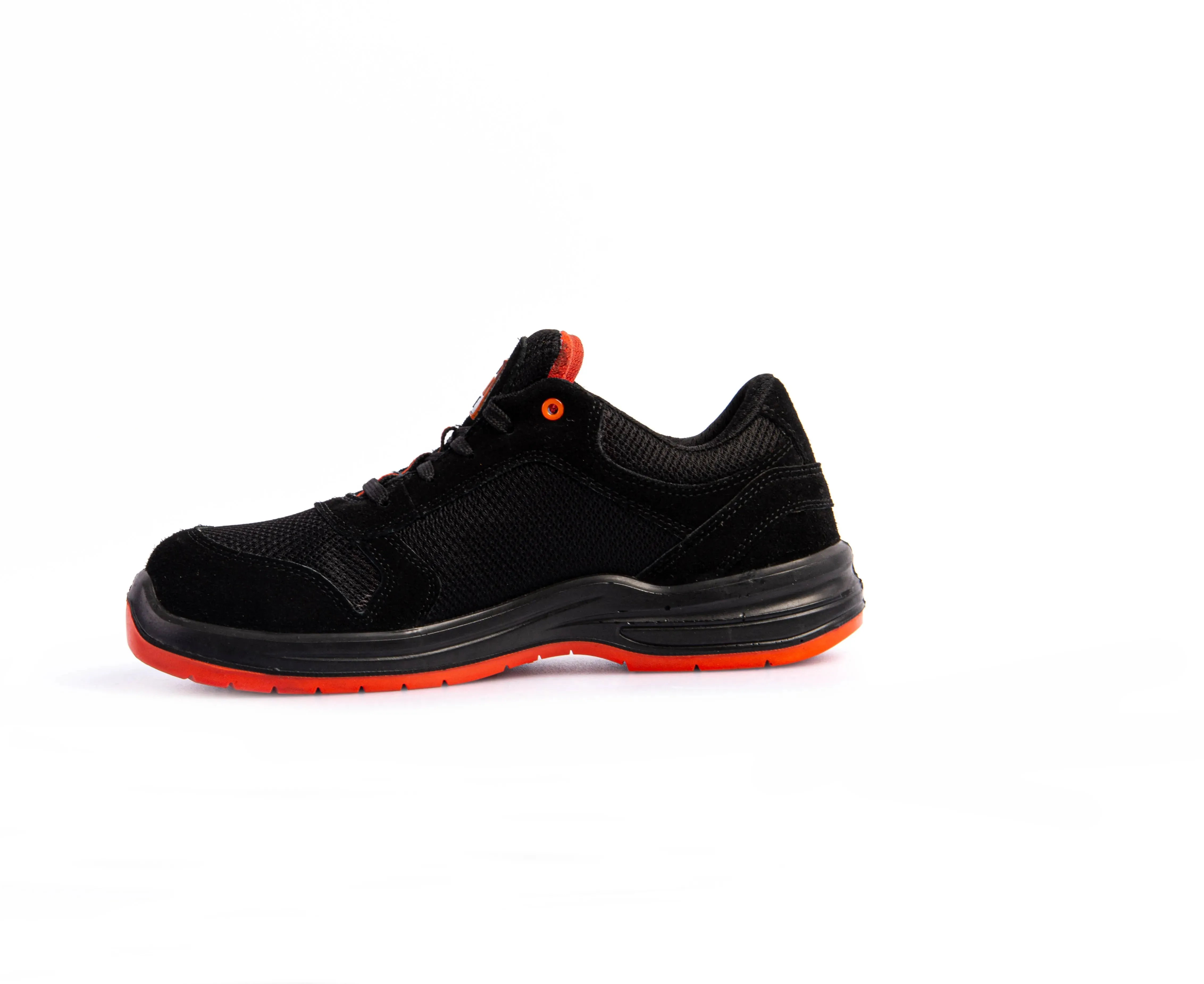 Unbreakable U117 Reef Low S1P Black Trainer