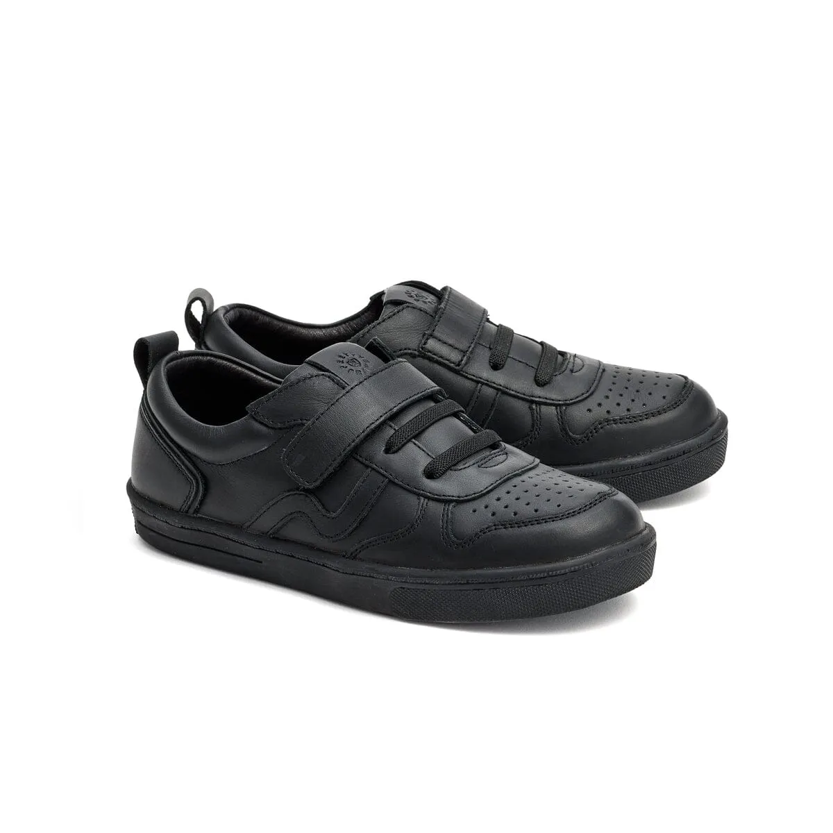 XO TRAINER (Black)